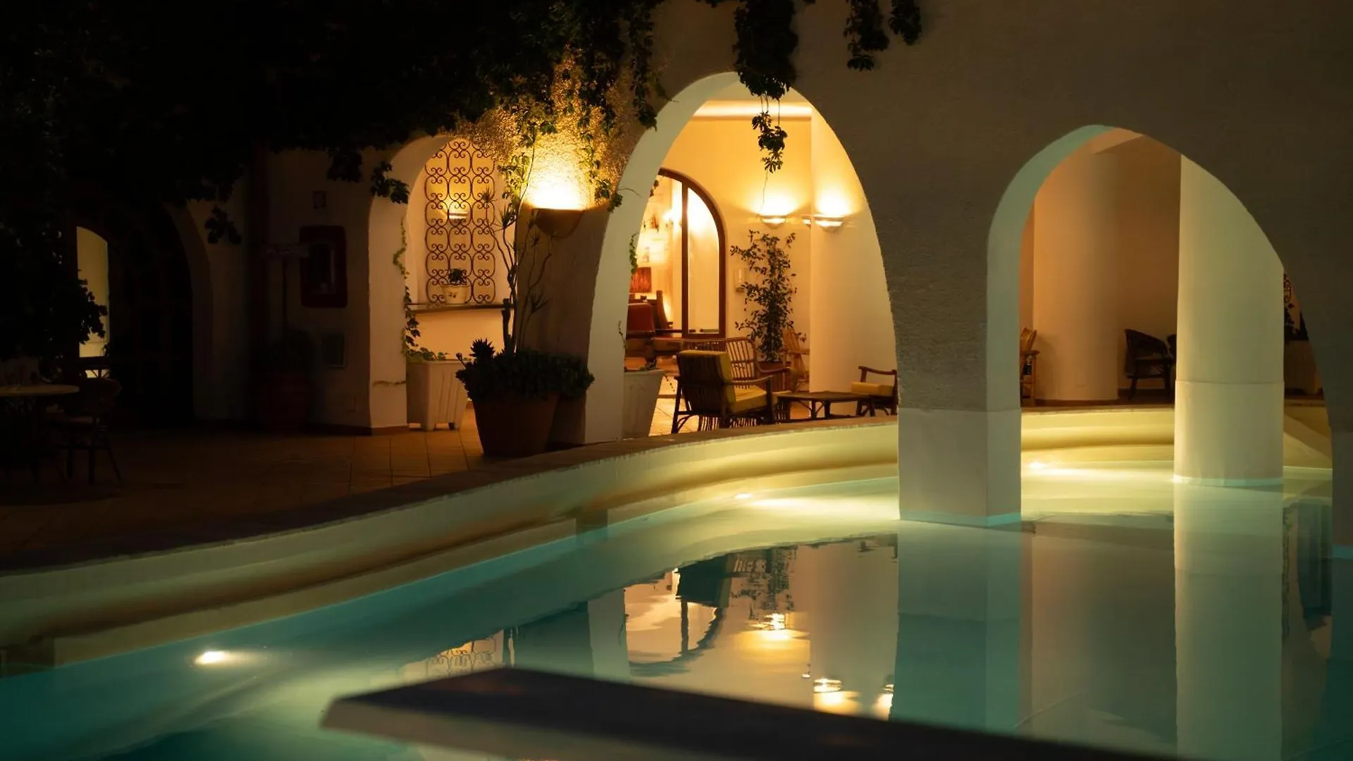 Hotel Carasco Lipari 4*,