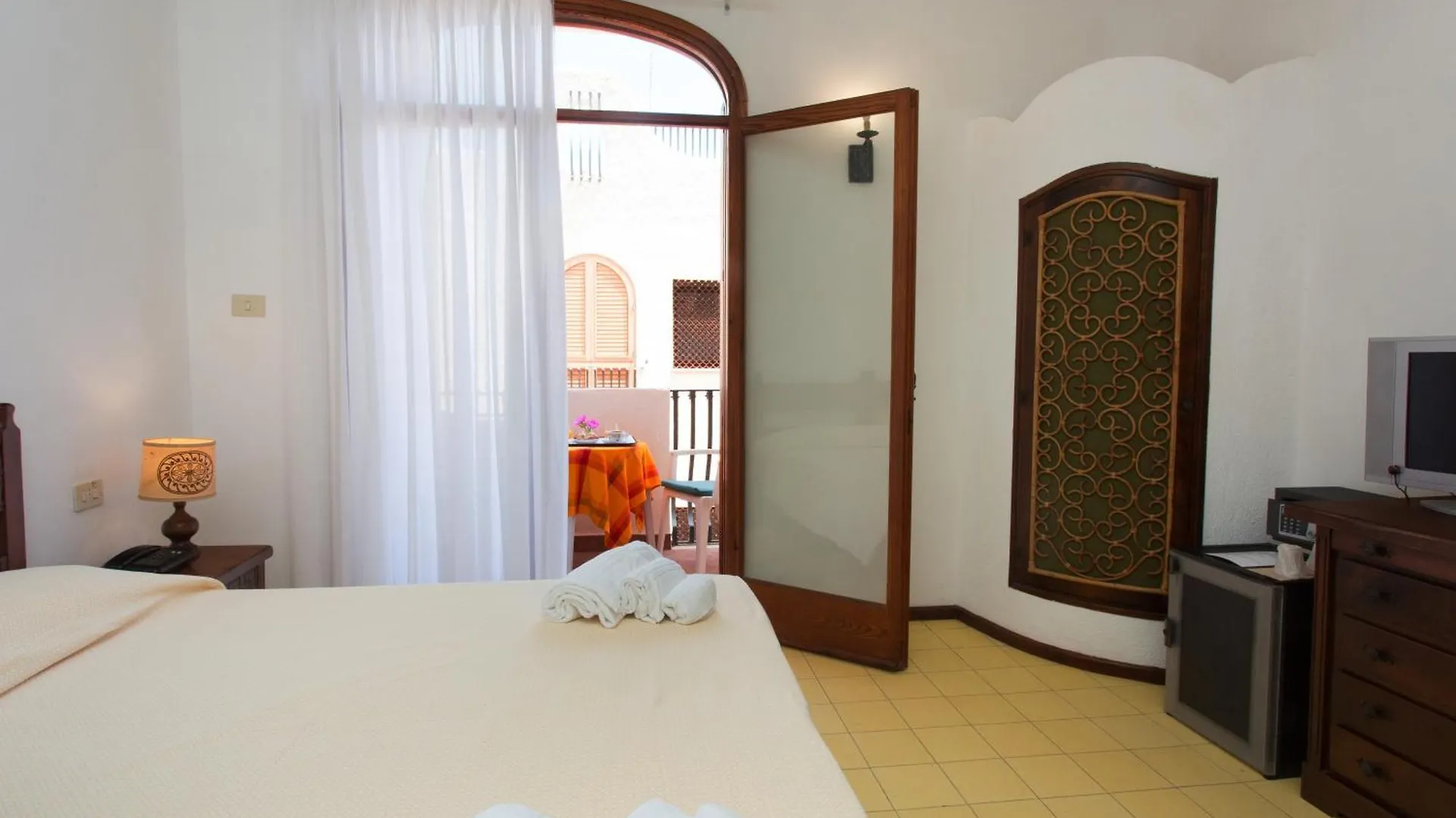 Hotel Carasco Lipari