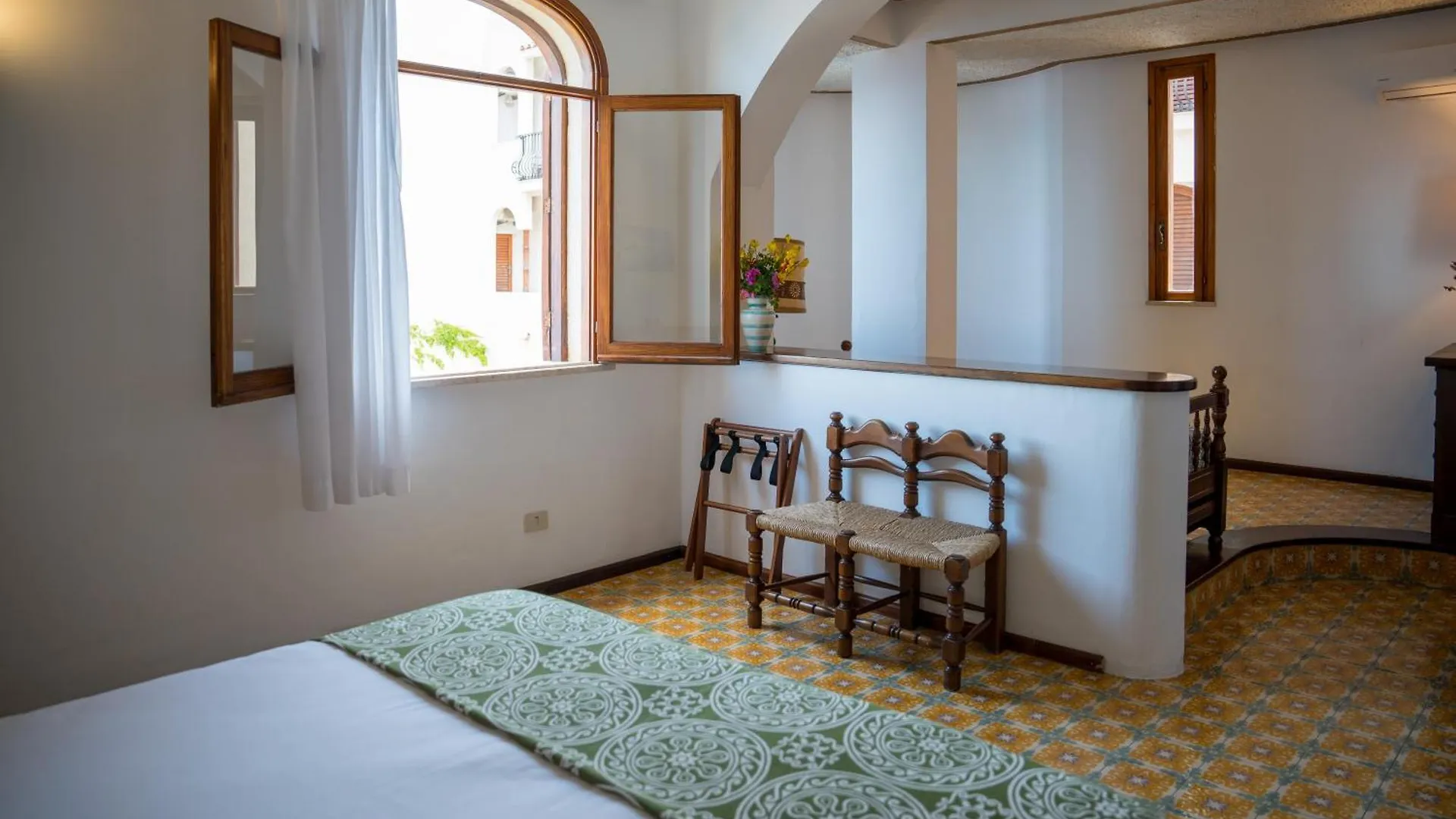 ****  Hotel Carasco Lipari  Italy