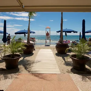 Hotell Grand Mediterranee Alassio