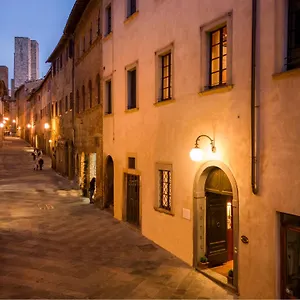 L'antico Pozzo 3*, San Gimignano Italia