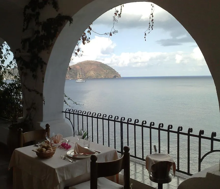 Hotel Carasco Lipari  4*, Lipari (Isola Lipari)